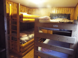 Crooked Lake Resort Cabin 5 (Sportmans Lodge ) Holiday home 4 BestStay