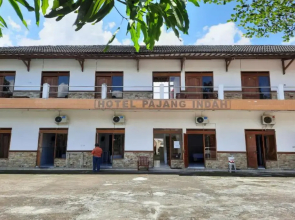 OYO 90446 Hotel Pajang Indah
