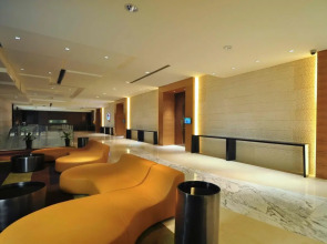 Holiday Inn Qingdao City Centre by IHG