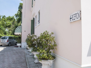 Hotel Villa Serena