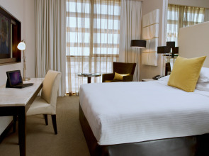 Centro Al Manhal by Rotana