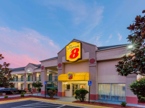 Super 8 by Wyndham Stafford