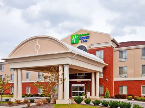 Holiday Inn Express & Suites Dickson by IHG