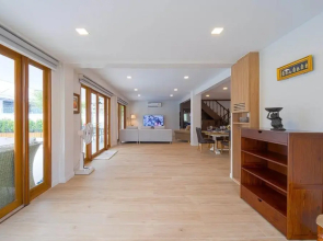 5 Bedroom Pool Villa In City Center- Bv1