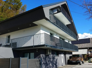 Inin Apartments