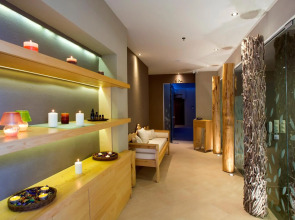 Atlantis Beach Hotel