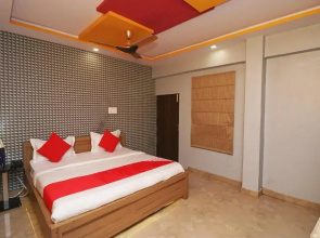 KR Palace by OYO Rooms