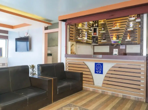 OYO 758 Hotel Atithi