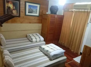 Sunshine Bed and Res