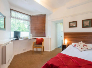 The Yenton Hotel
