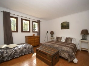 Top! Villa With Heated Jacuzzi, Private Pool, Large Lawn and Outdoor Kitchen