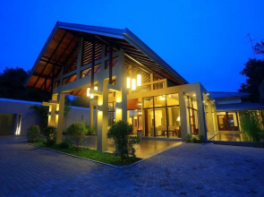 Chaarya Resort & Spa by Chandrika