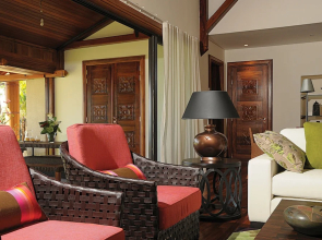 Sankhara Beachfront Villas