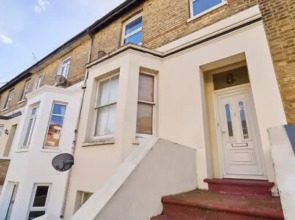 Host Stay Westbrook Road
