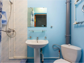 Азов Холидей