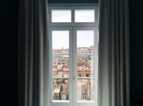 Esqina Cosmopolitan Lodge