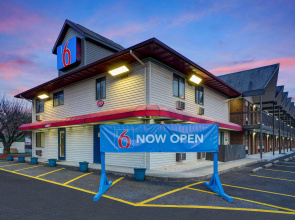 Motel 6 Carlisle, PA - Cumberland Valley