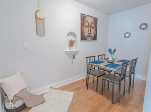 OKC We Cozy! Lavish Retreat near Downtown OKC