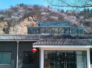 Beijing Badaling Qinglongquan Leisure Resort