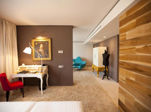 Graffit Gallery Design Hotel