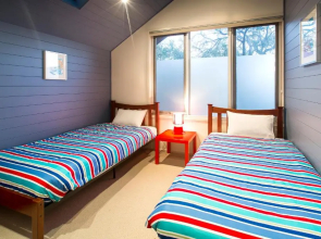 Arthouse, beach 200m, kids TV area, air-con
