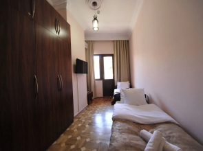 Гостевой Дом Batumi Globus