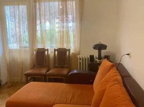 cozy two-bedroom apartment