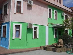 Romantic House