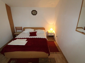 Anna - great location & family friendly - A1(4+1)