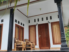 Gani Homestay