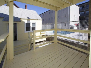 Shore Beach Houses - 38 C Lincoln Avenue