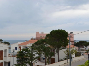 106029 - Apartment in  Llançà