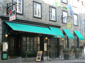 Hotel Louisbourg