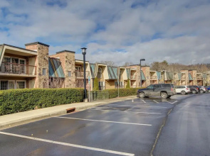 Lantern Lodge - formerly The Residences at Biltmore