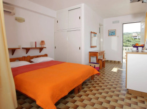 Apollon Apartments