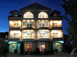 Villa Maki