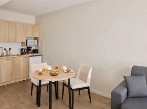 Quality Aparthotel Reims - Saint-Thomas