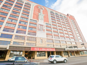 OYO Hotel St. Louis Downtown City Center MO