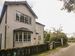 Eskholme Lodge