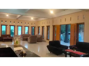 Hotel Raja Samosir