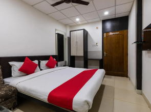 Capital O 47403 Hotel Manjeet
