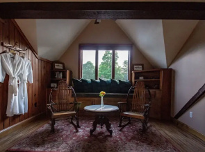 Saint Huberts Lodge