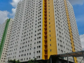 Minimalist 2BR at Green Pramuka Apartment