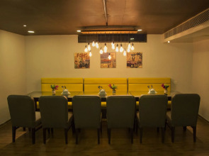 Rockland Hotel - C R Park