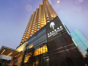 Royal Suites & Tower