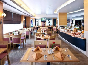 Landmark Hotel Riqqa