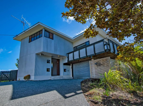 Marina Views - Tutukaka Holiday Home