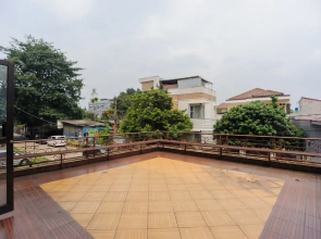 RedDoorz near GOR POPKI