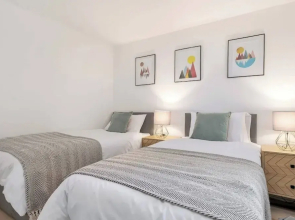 Bluebell House - Sleeps 5 - Garden - Parking