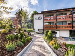 Hotel Clara